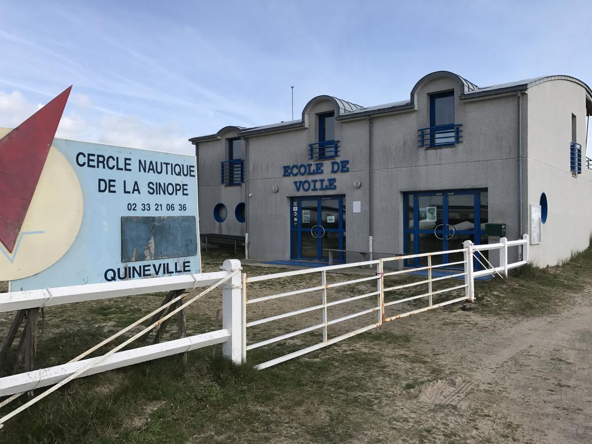 Hotel De La Plage Quinéville Kültér fotó